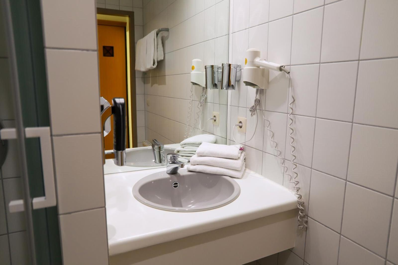 Hotel Am Suedtor Backnang Exterior foto