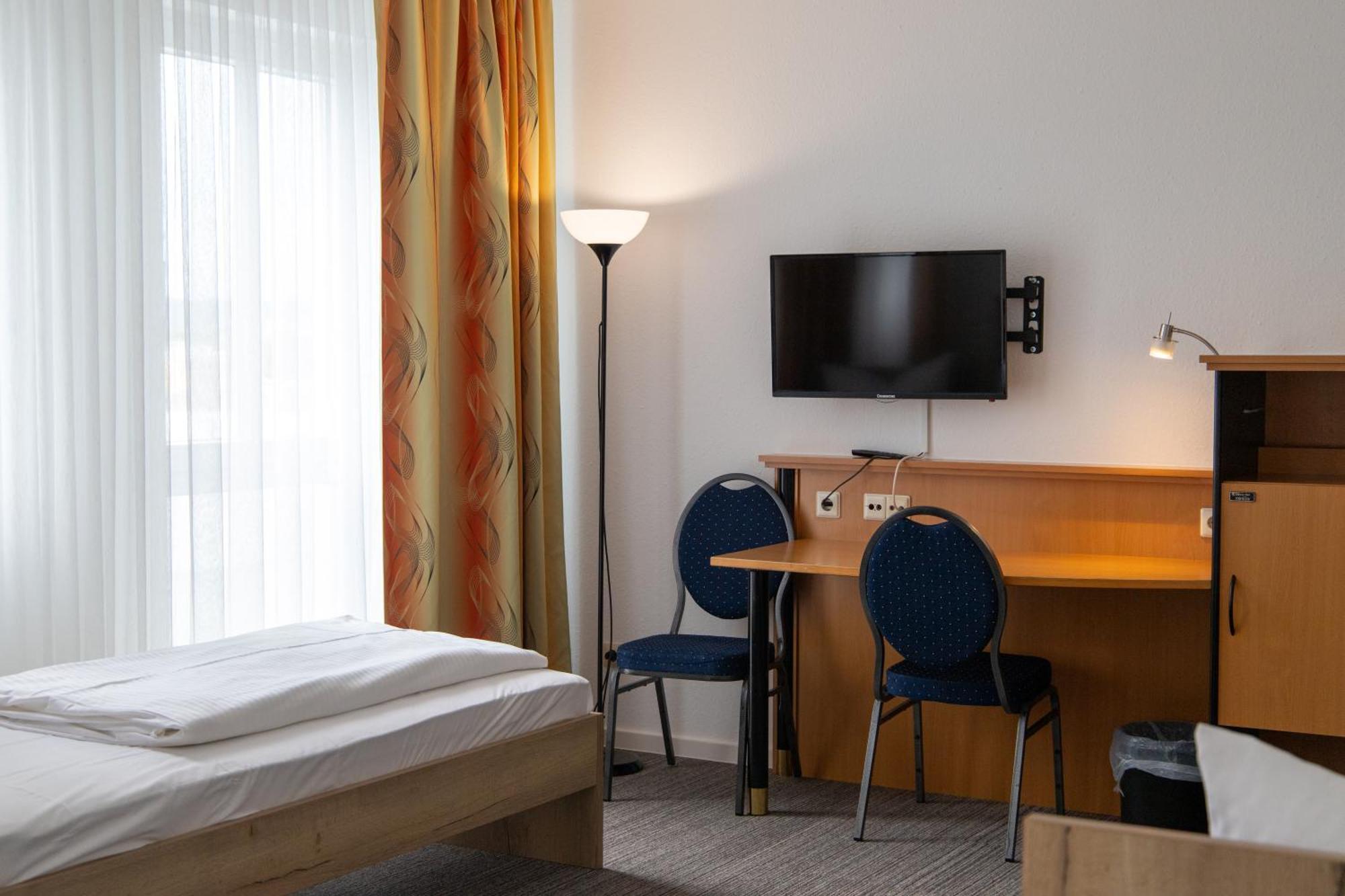 Hotel Am Suedtor Backnang Exterior foto