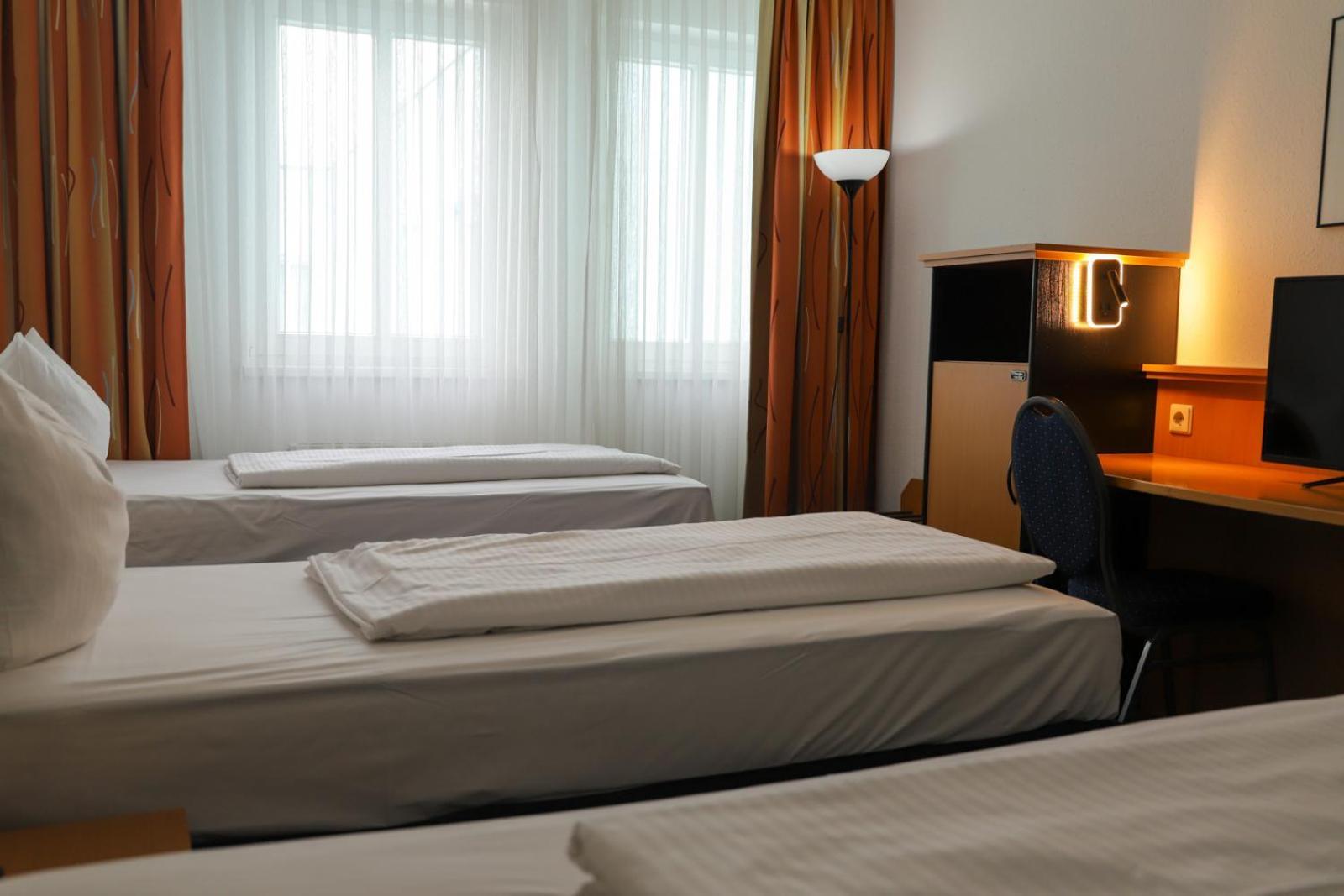 Hotel Am Suedtor Backnang Exterior foto
