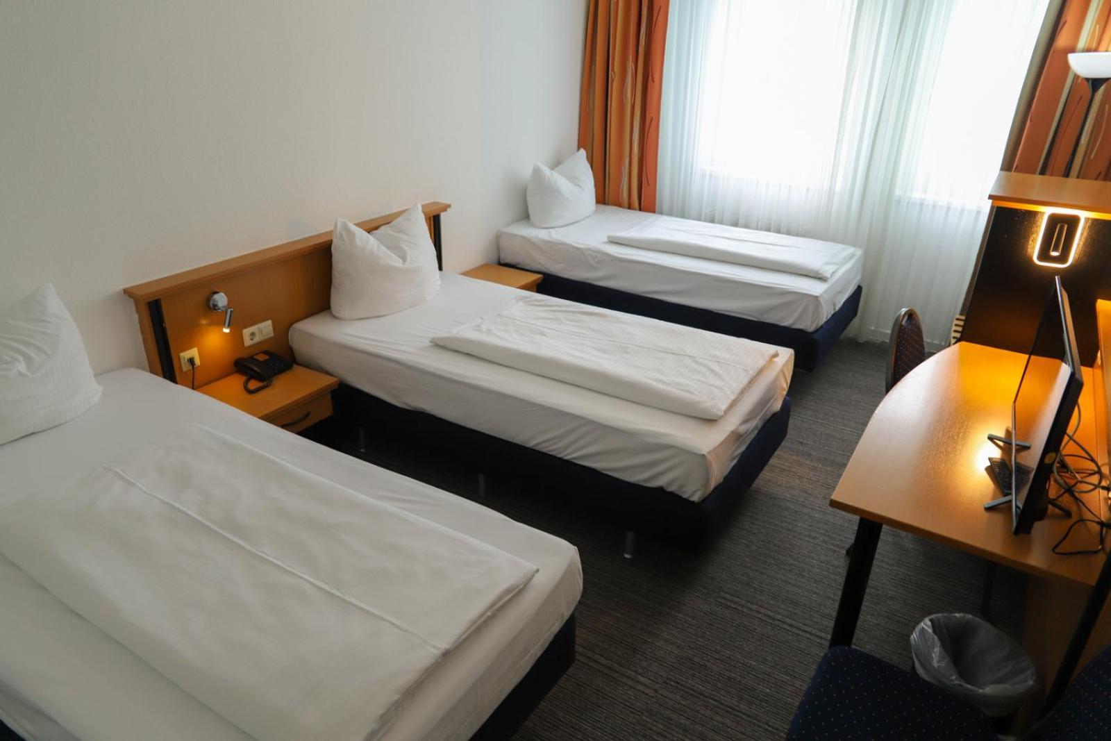 Hotel Am Suedtor Backnang Exterior foto