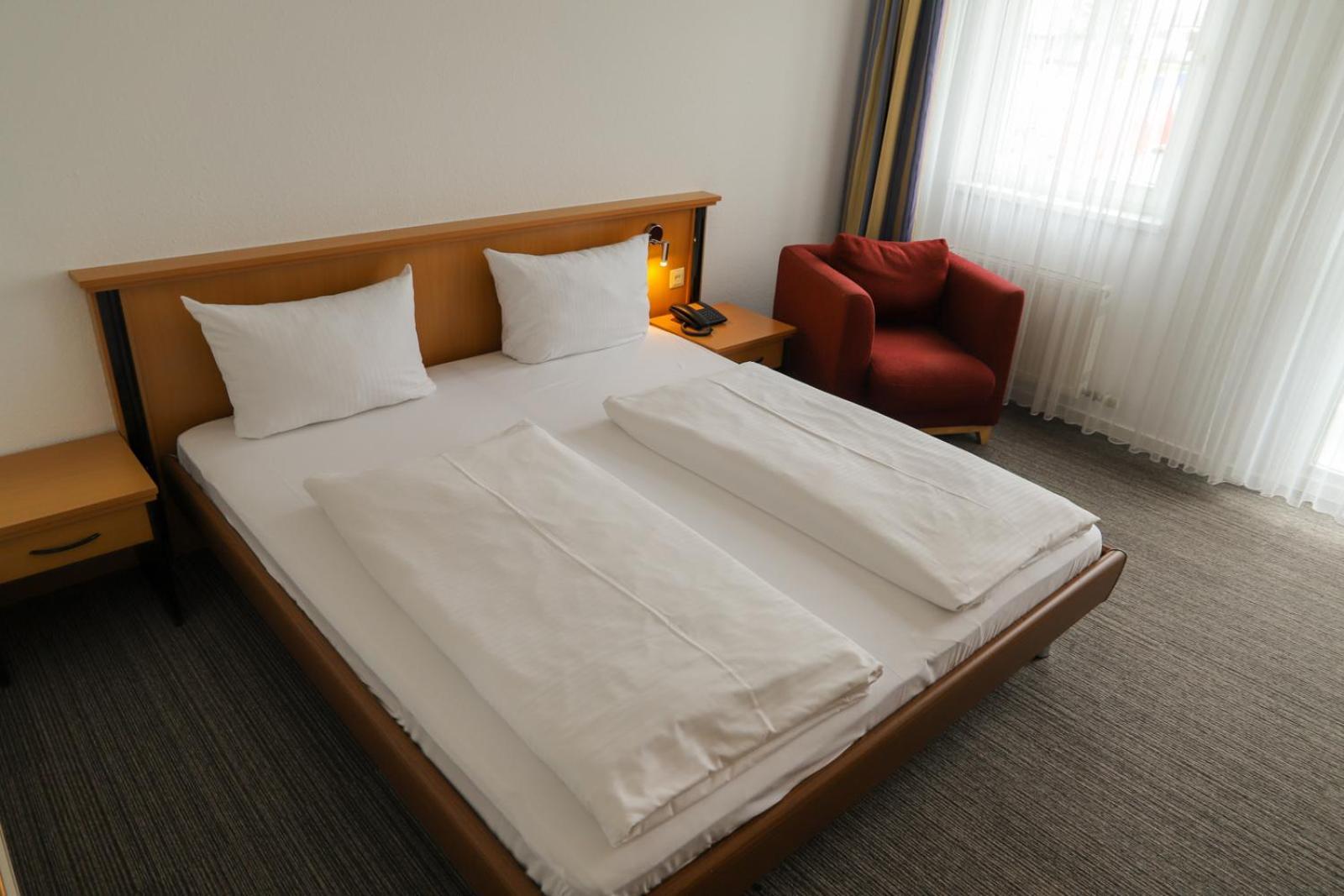Hotel Am Suedtor Backnang Exterior foto