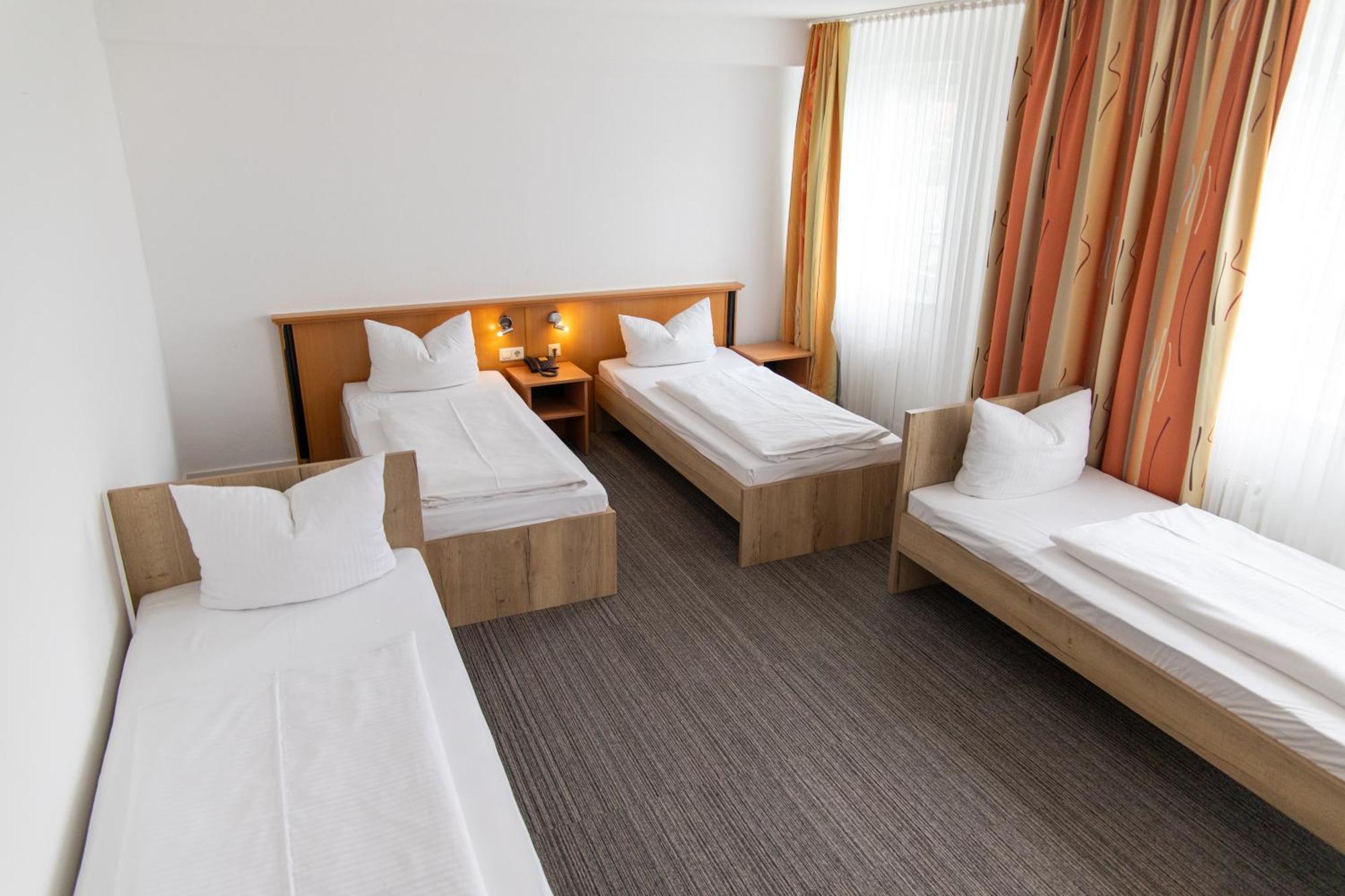 Hotel Am Suedtor Backnang Exterior foto