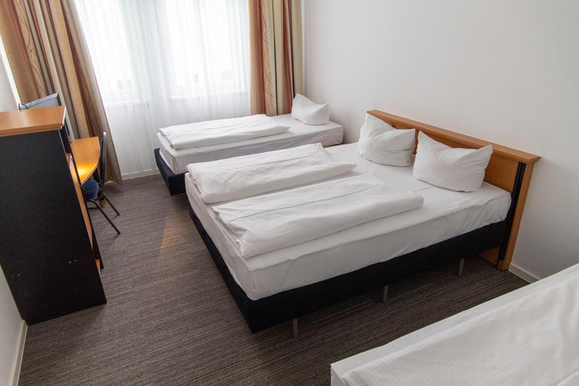 Hotel Am Suedtor Backnang Exterior foto