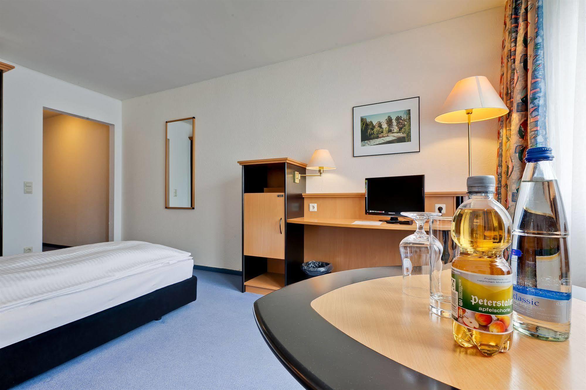 Hotel Am Suedtor Backnang Exterior foto